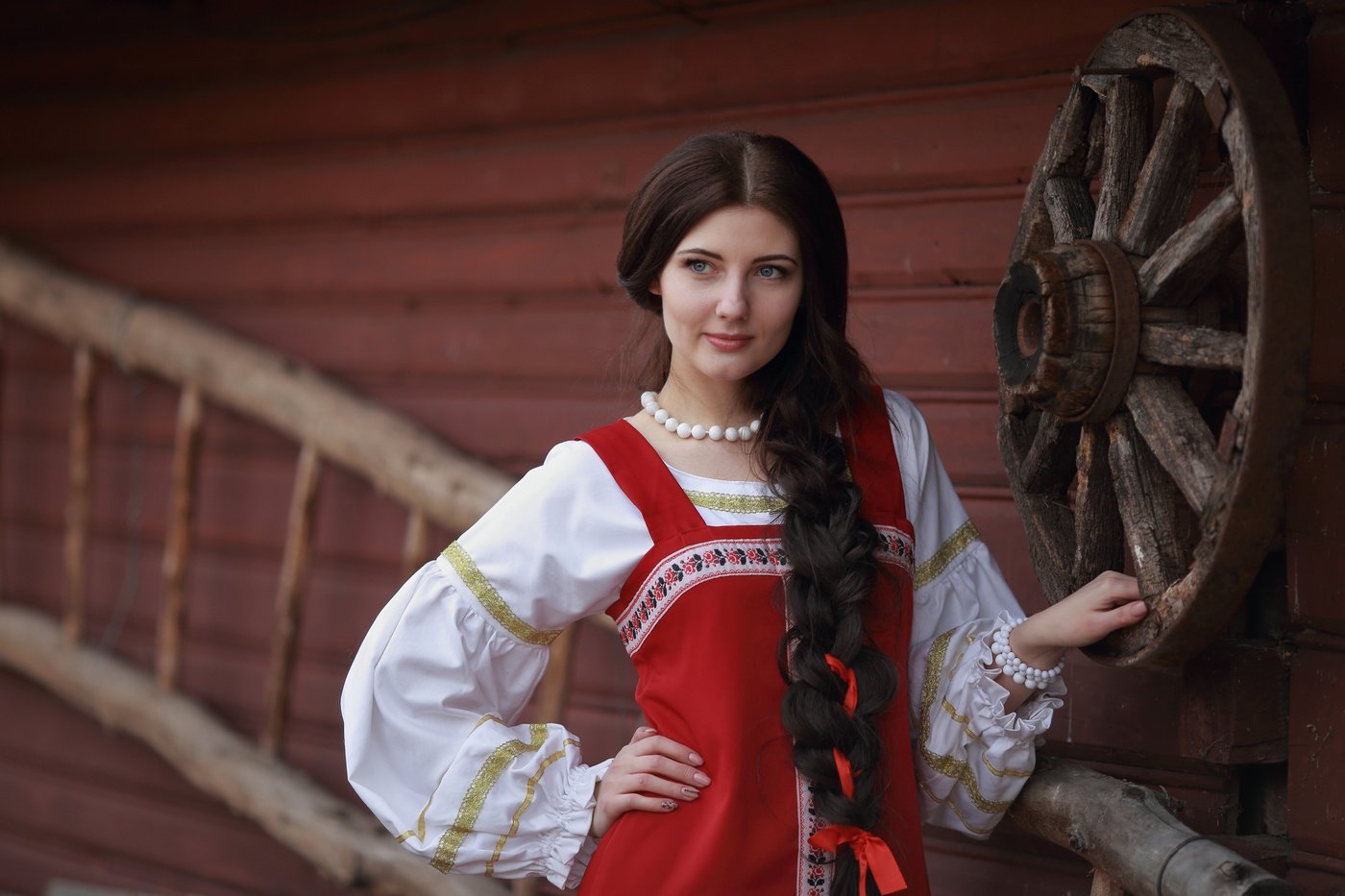 Girls in Slavic costumes in Soyapango